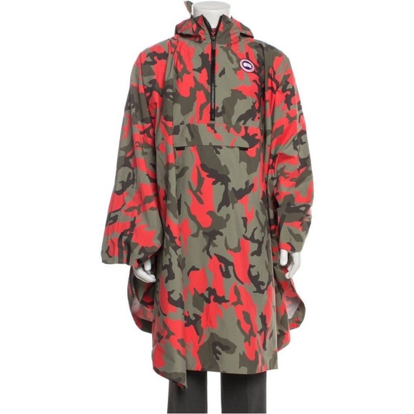 Brand New Canada Goose Field Rain Poncho- Unisex and Onesize - Picture 5 of 7